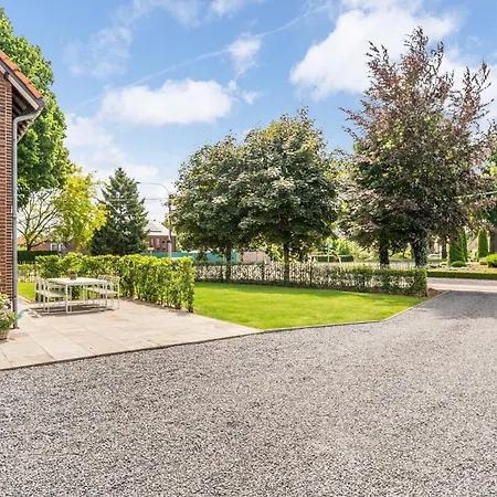 בית נופש Vakantiewoning 't Hovenshuis